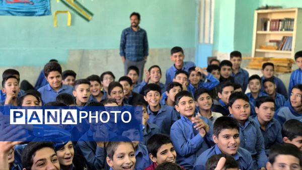 رقابت‌های هیجان‌انگیز مچ‌اندازی در دبیرستان شهید فلاحتی