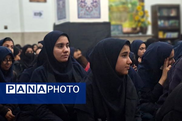 مدرسه نمونه‌دولتی ارشاد شهرستان قرچک در سوگ یاس نبی