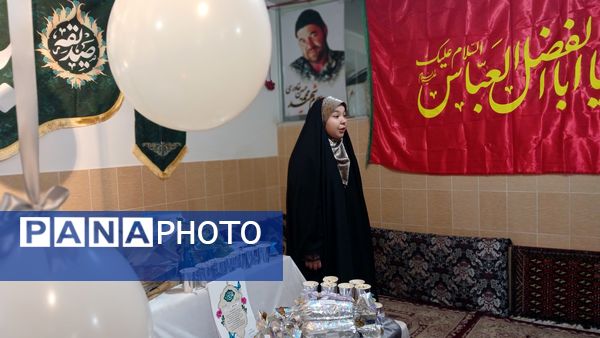 تقدیر دانش‌آموزان فعال فرهنگی‌هنری از مادرانشان با همکاری مربی در محمدشهر کرج