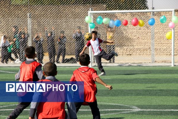 افتتاح زمین چمن مصنوعی در اسلام آباد