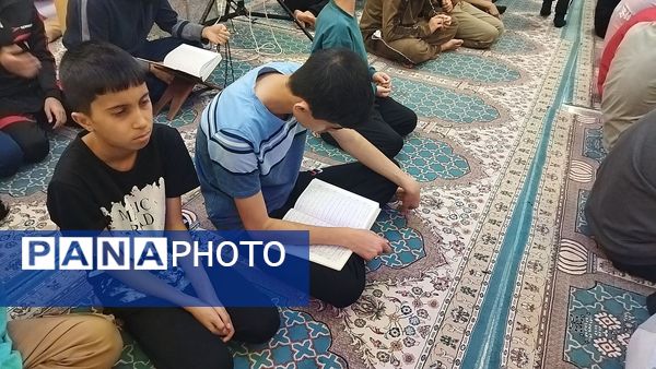 دم دمای اذان و قرائت آیاتی چند از قرآن 