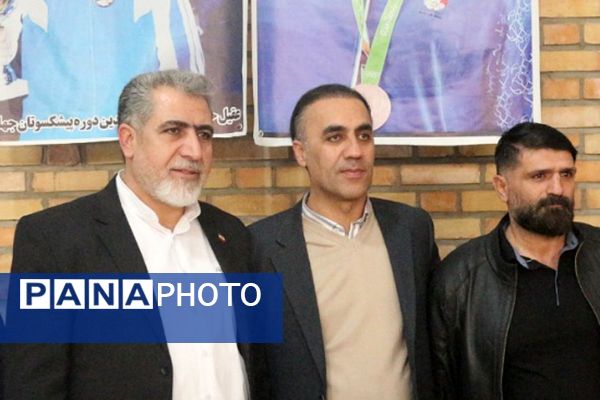 تجلیل از قهرمان مسابقات کشتی غرب آسیا