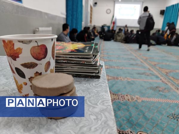 جشن میلاد حضرت زهرا (س) در دبیرستان شهید بهشتی 