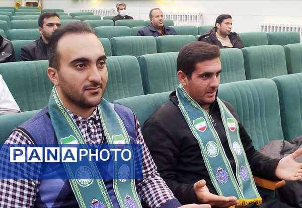 کارگاه توانمند‌سازی مربیان پیشتاز اداره آموزش و پرورش شهرستان کاشمر