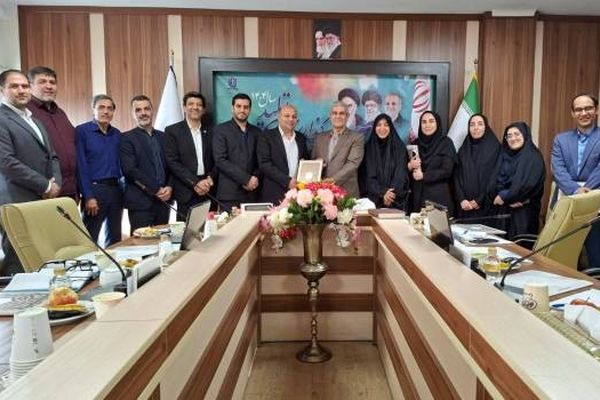 برگزاری نخستین جلسه کمیته پژوهشی معاونت تربیت‌بدنی و سلامت/ احکام اعضای کمیته اهدا شد