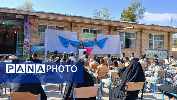 جشن جوانه ها در دبیرستان نمونه دولتی شهید حاج قاسم سلیمانی بن 