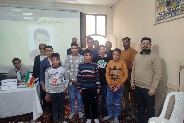  از دانش آموزان برتر دبیرستان حاج اسد جعفریان تقدیر شد