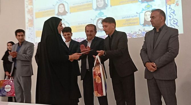 تجلیل از طلایه‌داران عرصه یادگیری و پژوهش در جشنواره‌های مرحله استانی