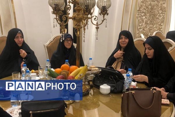 مراسم تقدیر از فرهنگیان نمونه در ناحیه 2 شهرری 