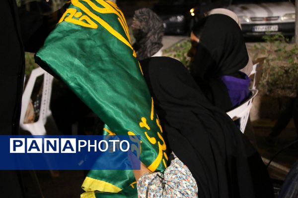 دل‌‌‌های مردمان بندرخمیر در دهه کرامت به حرم رضوی پر کشید