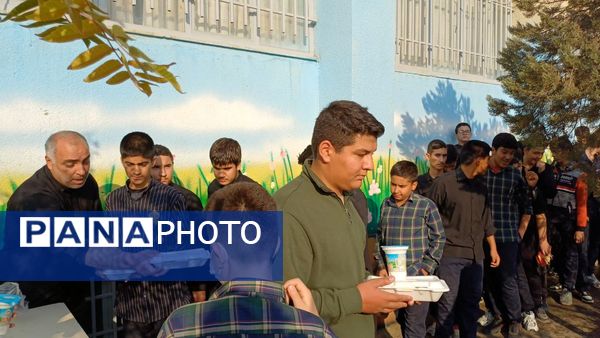 اندیشه شاهد هم‌نوا با غم فاطمه(س)