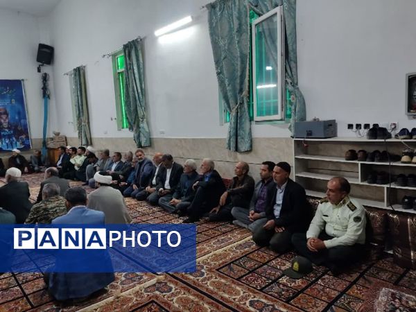 اولین نشست فعالان قرآنی، فرهنگی و هنری در روستای نامن شهرستان داورزن 