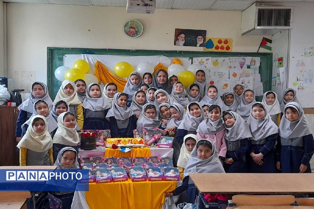 جشن روز دختر در دبستان کوثر مشهد