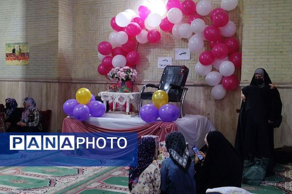 محفل دانش آموزی مقدامه میزبان ولادت حضرت زهرا (س)