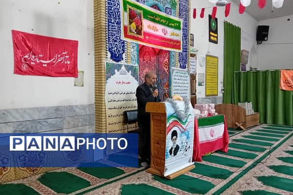 مراسم جشن دهه فجر در مسجد پنج تن آل عبا