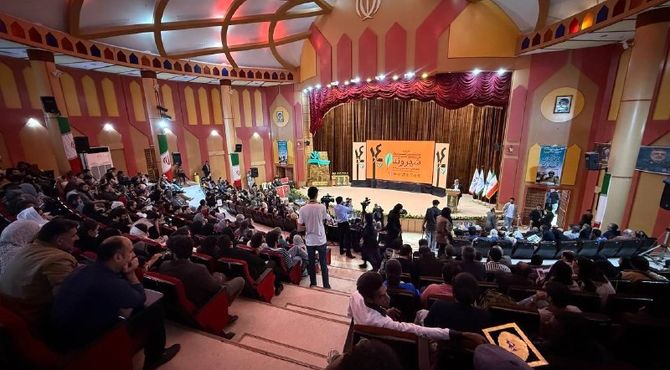 برگزیدگان چهاردهمین جشنواره تئاتر خیابانی شهروند لاهیجان معرفی شدند