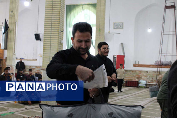 جلوه‌هایی از حلقه‌های صالحین نوجوانان بسیجی در شهر جعفریه