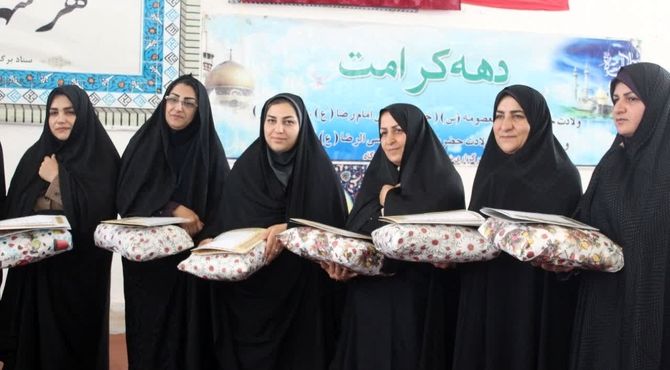 بزرگداشت مقام معلم در نماز جمعه گلوگاه 