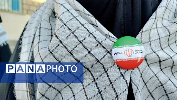 اعزام ۴۰ دانش‌آموز دختر لنده‌ای به مناطق عملیاتی جنوب کشور