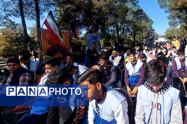 افتتاحیه ملی اردوی راهیان نور همزمان با گرامیداشت روز نوجوان و هفته بسیج دانش‌آموزی در گلزار شهدای تهران