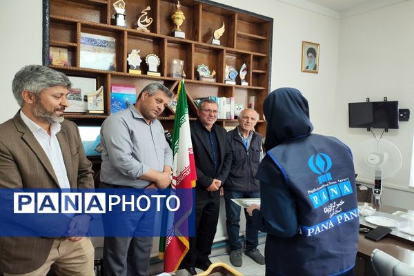 تجلیل از اصحاب رسانه و دانش آموز خبرنگاران فعال پانا در شهرستان خلخال
