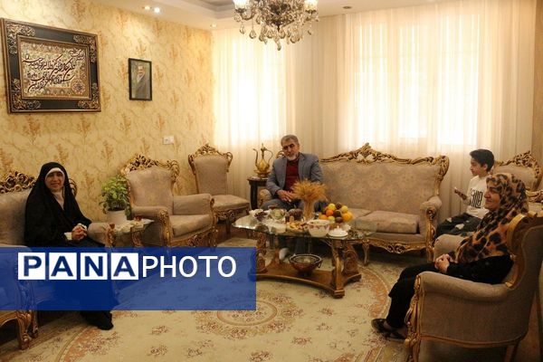 دیدار با خانواده‌های شهدا و فرهنگیان بازنشسته به مناسبت ولادت حضرت فاطمه زهرا (س) و روز مادر در فیروزکوه