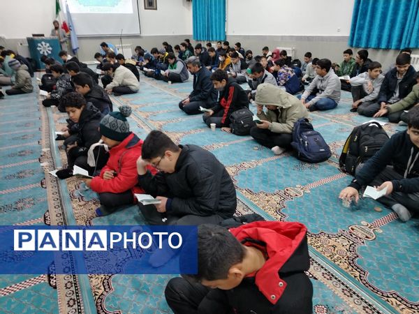 جشن میلاد حضرت زهرا (س) در دبیرستان شهید بهشتی 