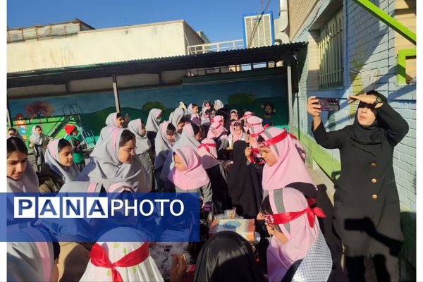 موکب فاطمی در دبستان مینوی خرد 