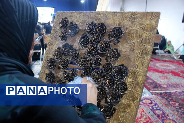برگزاری مراسم گرامیداشت شهدای خدمت در شهر قیامدشت 