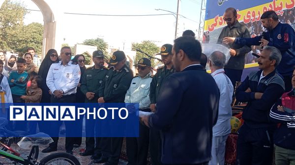 همایش پیاده روی خانوادگی در نیشابور