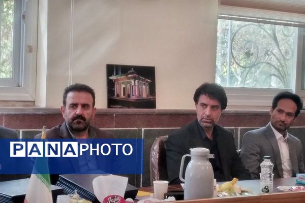 جلسه هم‌اندیشی معاونان پژوهش و توسعه منابع مناطق ۲۱ گانه شهرستان‌های تهران 