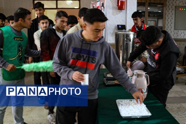 چهارشنبه‌های امام رضایی در دبیرستان ماندگار امیرکبیر زنجان 