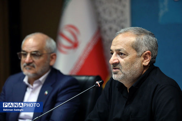 امضای تفاهم‌نامه‌ وزارت آموزش و پرورش و شرکت‌های خودروساری، صنعتی و معدنی کرمان