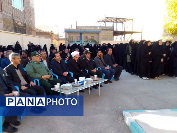 دبیرستان دخترانه حضرت معصومه سلام الله علیها میزبان پیکر شهید گمنام 