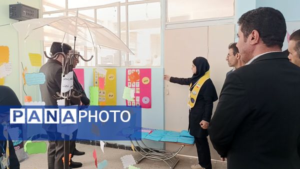 بازدید مسئولین استانی  از دبیرستان فرزانگان