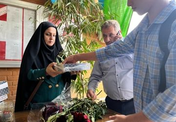 زنگ مهر در مدارس منطقه ۱۵ نواخته شد/ آغاز سال تحصیلی در دبیرستان شیخ مفید