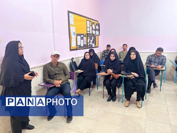 برگزاری روز اول کارگاه توانا با حضور جمعی از معلمان در سملقان
