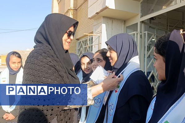 مراسم افتتاحیه سفیران سلامت در دبیرستان مهر نیشابور 