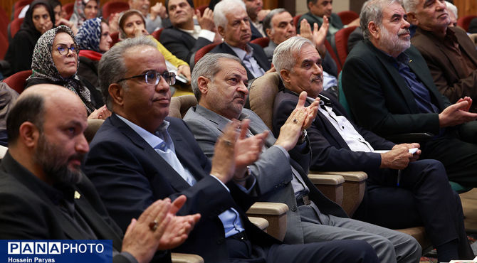 تعهد ۳ هزار میلیارد تومانی برای توسعه فضاهای آموزشی سیستان و بلوچستان در گردهمایی نیک‌اندیشان مدرسه‌ساز