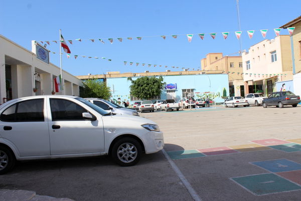 اسکان مسافران نوروزی در مدارس بوشهر