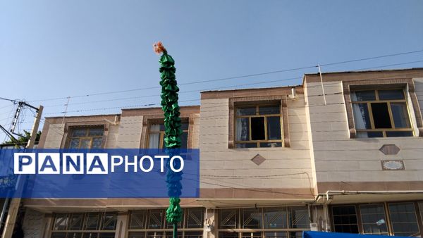 علم‌ گردانی آیین‌ هر ساله‌ شهر وردنجان