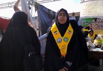 ۱۳ آبان در یزد؛ تجلی غیرت انقلابی دانش‌آموزان در میدان امیرچخماق