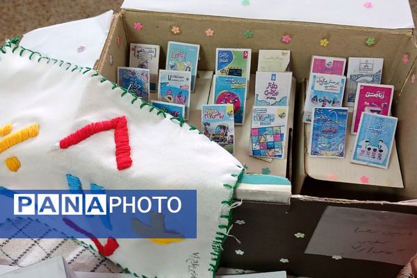 درخشش خلاقیت در نمایشگاه ریاضی دبیرستان یادگار امام (ره)