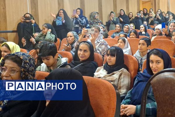 جشن میلاد امیرالمؤمنین (ع) در کانون فرهنگی و تربیتی حضرت زینب (س)