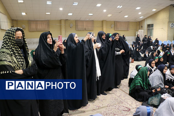 جشن دانش‌آموزی سالروز تولد شهید مهدی هندویان