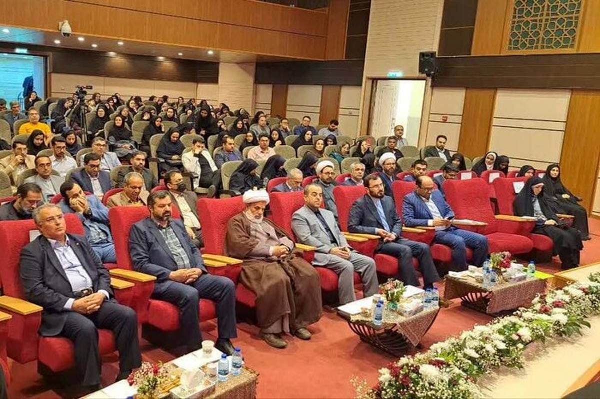 خبرنگاران پانای خراسان جنوبی در جشنواره مطبوعات شرق کشور تجلیل شدند