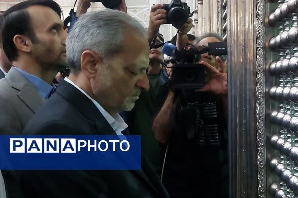 برگزاری آیین تجدید میثاق فرهنگیان با آرمان‌های امام خمینی(ره) با حضور وزیر آموزش و پرورش 