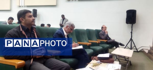 محفل ماهیانه  انس با قرآن کریم در کانون لقمان کاشمر 