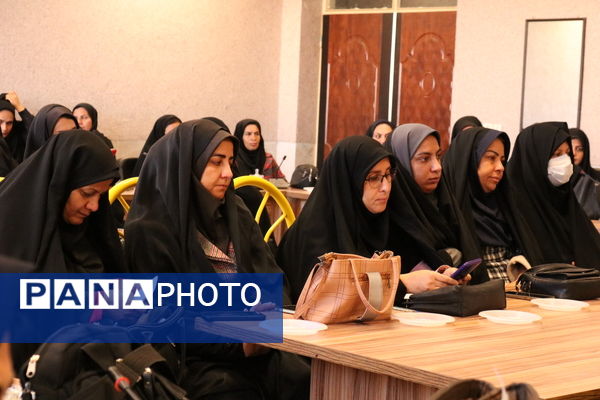تشریح برنامه‌های سازمان دانش‌آموزی و نقش مهم مربیان پرورشی در شکل‌گیری شخصیت دانش‌آموزان