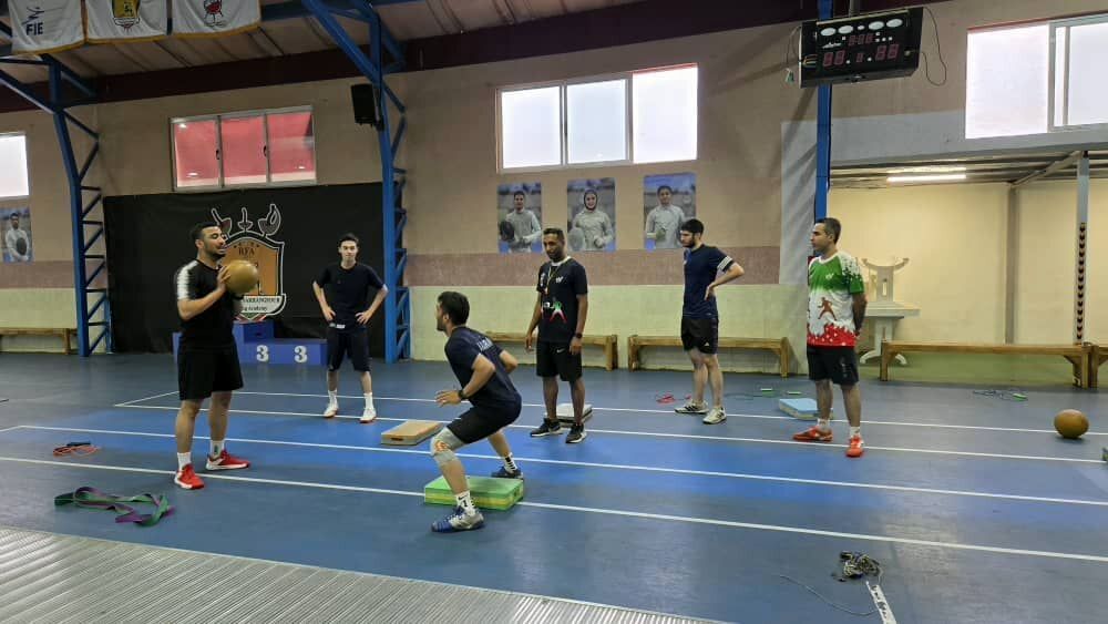 فلوریست‌های ایران در اردوی تیم ملی شمشیر می‌کشند